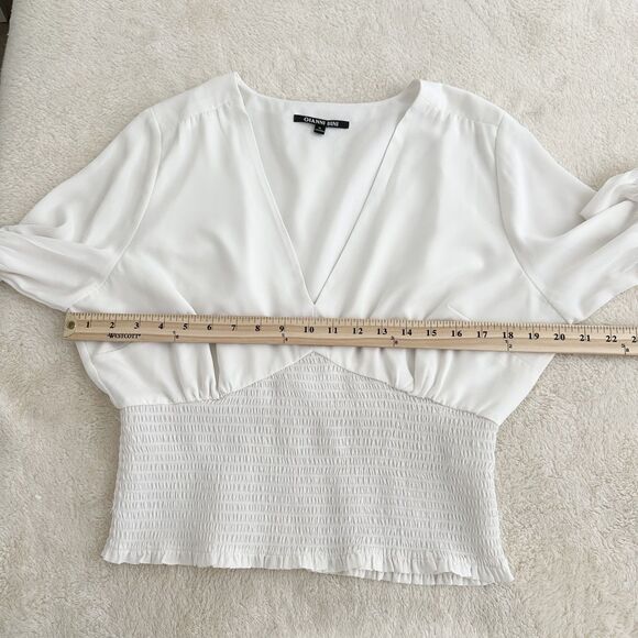 Gianni Bini Blouse Size XL Ivory Delia Smocked V-Neck Cropped Peasant Boho Style - Picture 4 of 9